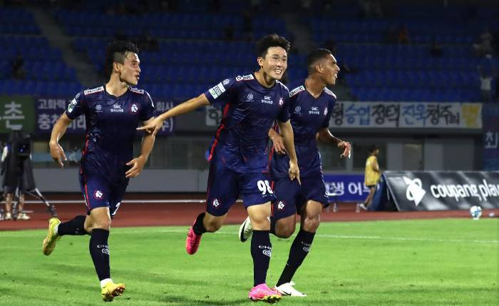 Nhận định bóng đá Cheongju vs Anyang, 17h30 ngày 30/8