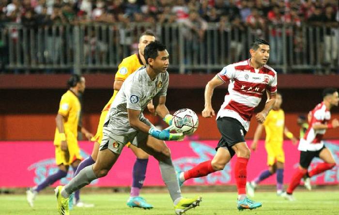Soi kèo bóng đá Persik Kediri vs Madura, 15h ngày 8/11