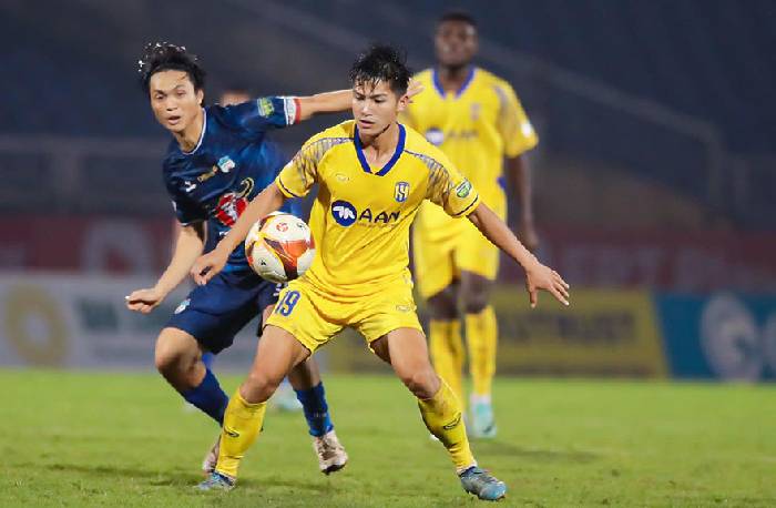 Nhận định bóng đá TP.HCM vs SLNA, 19h15 ngày 22/12