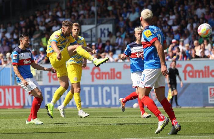 Soi kèo bóng đá Holstein Kiel vs Braunschweig, 0h30 ngày 20/1