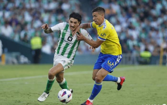 Soi kèo bóng đá Cádiz vs Betis, 3h ngày 10/2