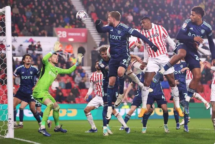Soi kèo phạt góc Leeds United vs Stoke City, 2h45 ngày 6/3