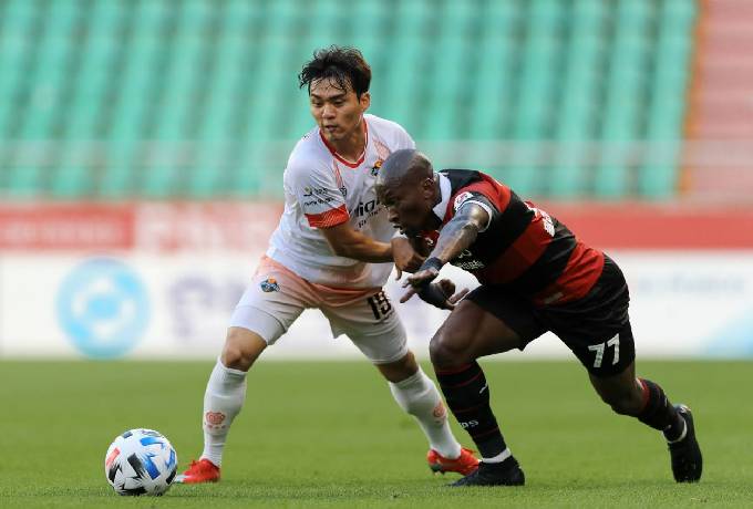 Soi kèo phạt góc Pohang Steelers vs Gimcheon Sangmu, 17h ngày 28/7