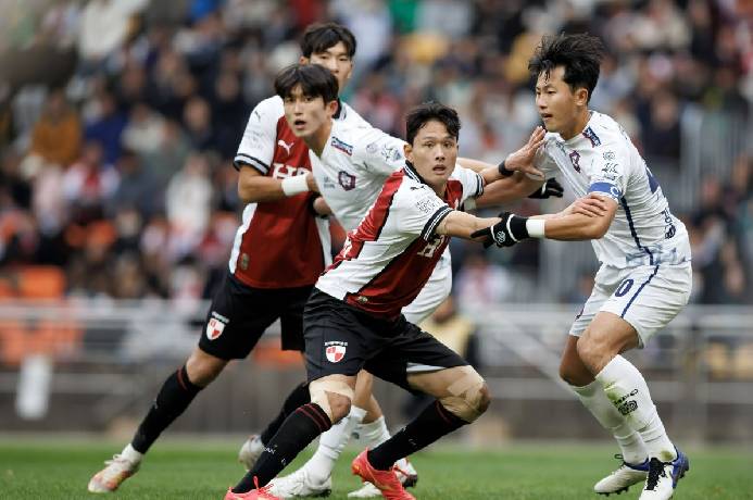 Soi kèo phạt góc Busan I'Park vs Chungbuk Cheongju, 17h30 ngày 29/7