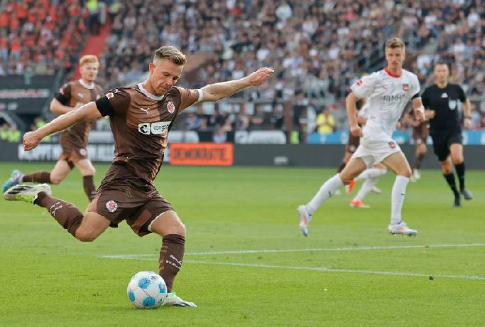 Soi kèo phạt góc Union Berlin vs St. Pauli, 1h30 ngày 31/8