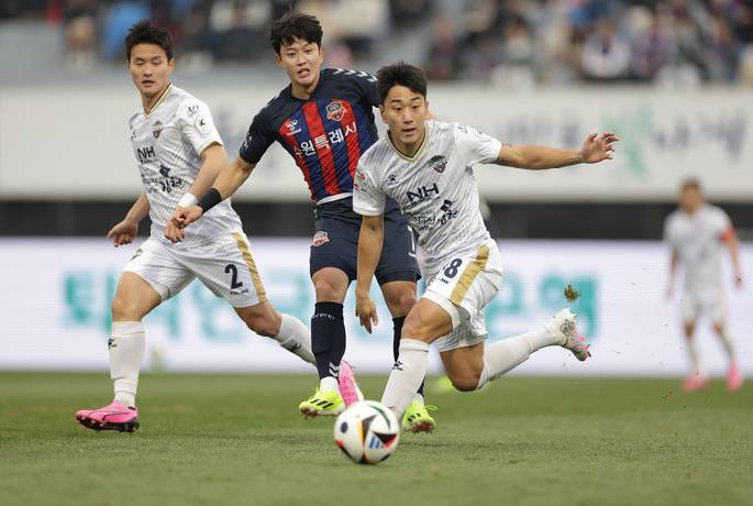 Nhận định bóng đá Suwon City vs Gimcheon Sangmu, 14h30 ngày 21/9