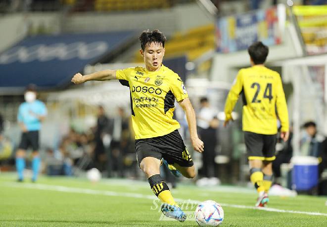 Soi kèo phạt góc Jeonnam Dragons vs Bucheon, 17h30 ngày 30/9