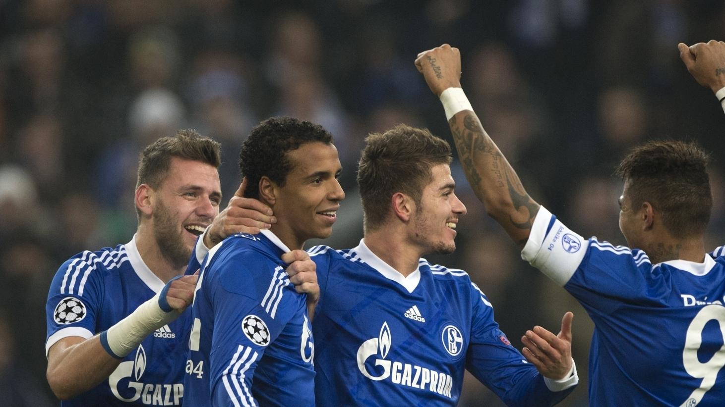 Schalke xoá thẳng tên nhà tài trợ nước Nga khỏi áo đấu sau xung đột Đông Âu - Ảnh 2