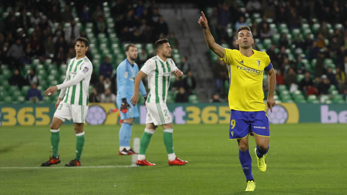 Soi kèo, nhận định Cádiz vs Betis, 19h00 ngày 09/04/2022 - Ảnh 1