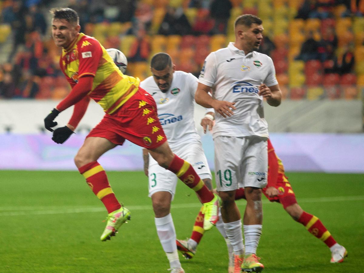 Soi kèo, nhận định Radomiak vs Jagiellonia, 23h00 ngày 11/04/2022 - Ảnh 1