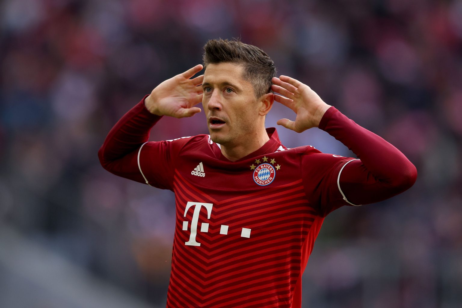 Lewandowski đưa ra 2 điều kiện để ở lại Bayern Munich - Ảnh 1