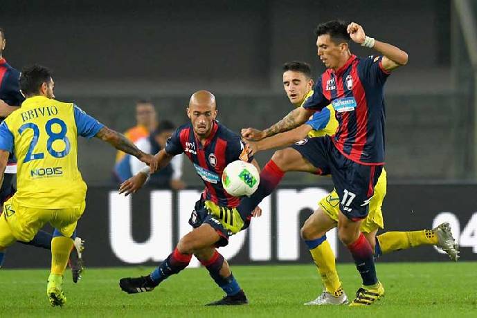 Soi kèo, nhận định Frosinone vs Como, 00h30 ngày 17/02/2022