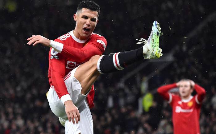 Top 5 cầu thủ lớn tuổi ghi nhiều bàn thắng nhất châu Âu: Ronaldo chỉ xếp thứ 2
