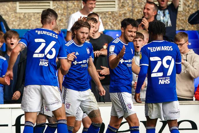 Soi kèo, nhận định Ipswich vs Cheltenham, 2h45 ngày 23/2