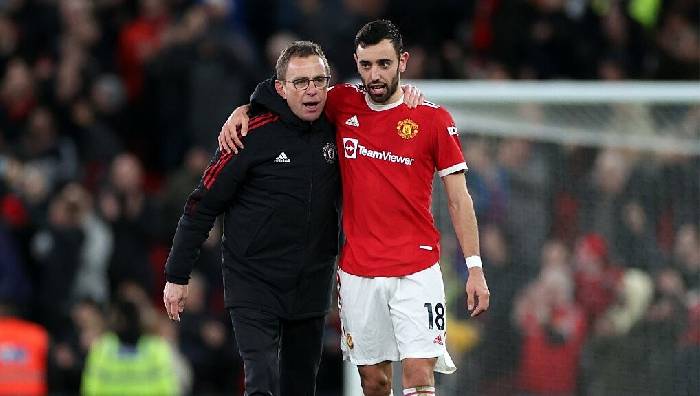 Bản tin tối 23/2: M.U gặp sự cố hàng không vào phút chót; Chelsea tổn thất kép trước Liverpool