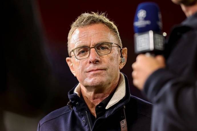 HLV Rangnick có động thái lạ, HLV mới của Man United đã dần hé lộ