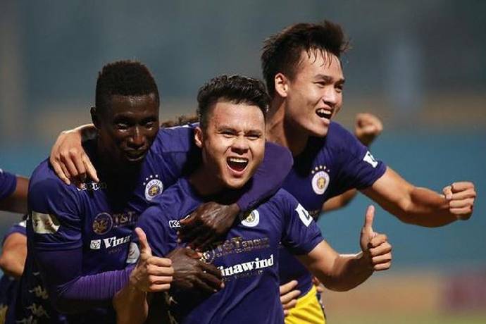 Bản tin tối 22/3 : Quang Hải chốt tương lai lần cuối với Hà Nội FC, M.U nhắm sao Brazil thay Cavani