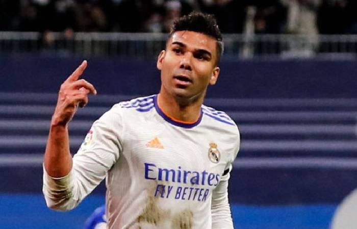 Casemiro nổi giận chỉ trích CĐV Real vì xúc phạm đồng đội