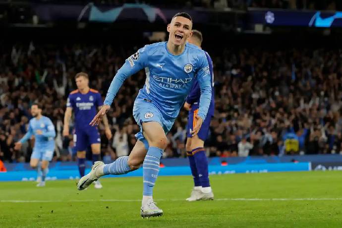 Foden bực bội với chiến thắng sát nút của Man City trước Real